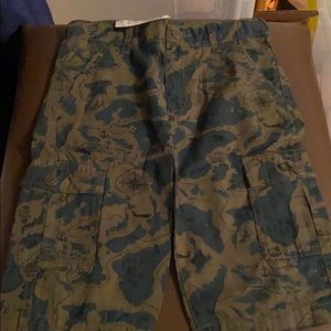 H&M camouflage shorts